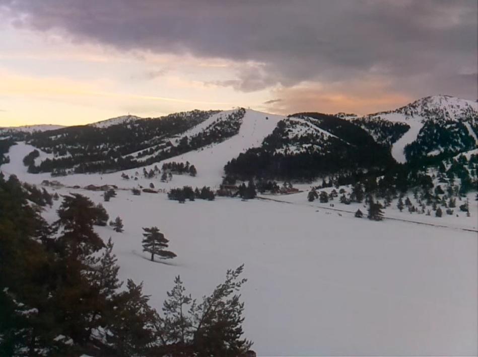 Apartment Face Aux Pistes Greolieres les Neiges Dış mekan fotoğraf